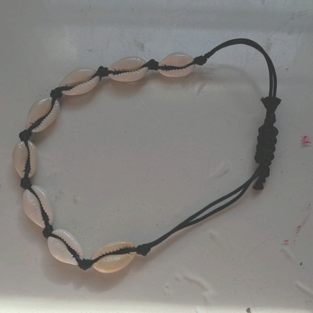 Cowry shell anklet/bracelet